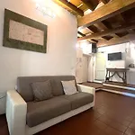 Wine Apartments Florence Aleatico